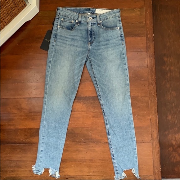 NWT rag & bone Cate Mid-Rise Skinny Thunderbird
Slim Fit Ankle Acid Indigo Jeans - Picture 4 of 16